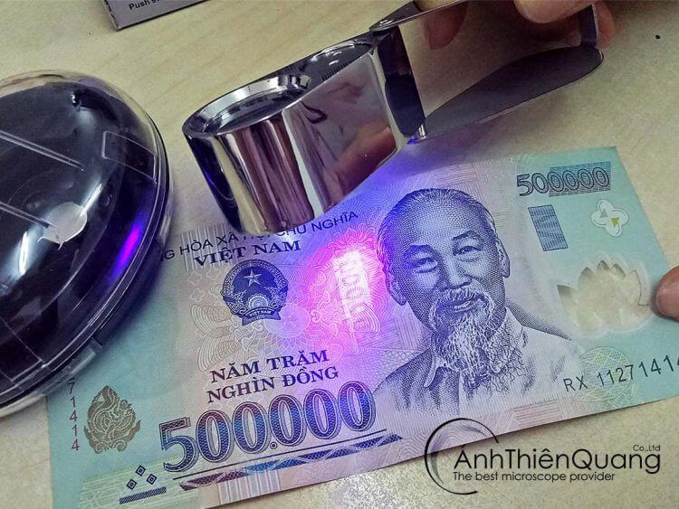 kinh-lup-thoi-40x21-3