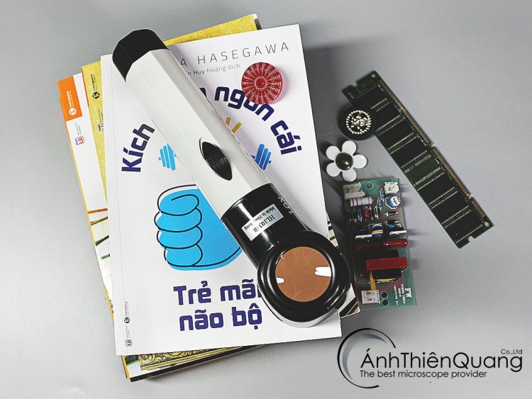 Kính lúp HL1030R kinh-lup-hl1030r-4